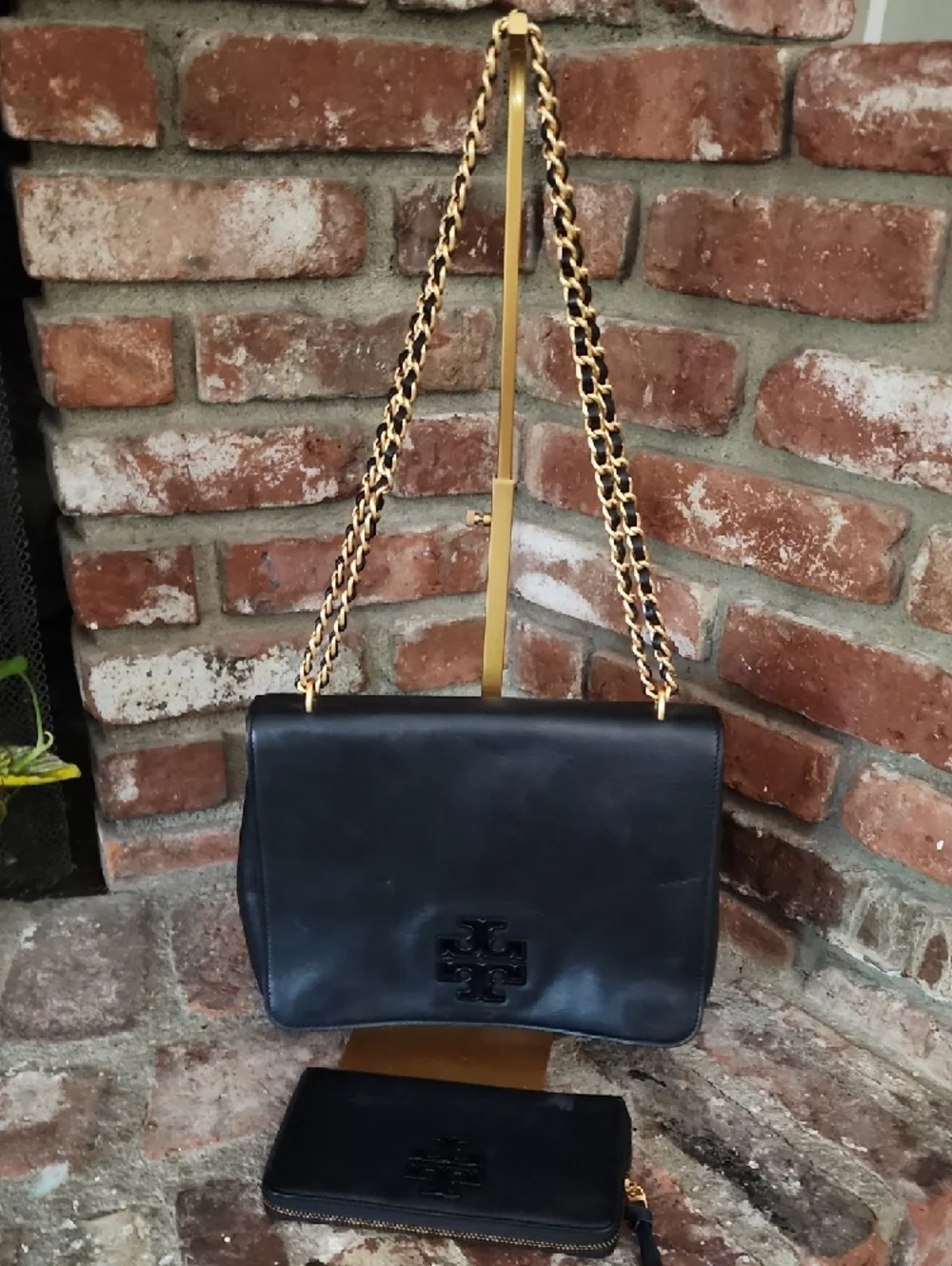 Tory Burch Black Leather Chain Shoulder Bag Gold Hardware Classic Logo W Wallet